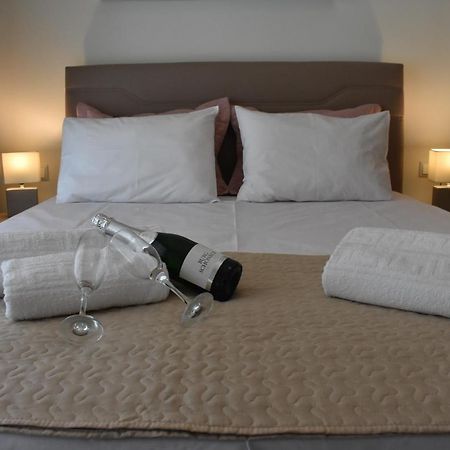 Chrysafenia & Leandros Downtown Apartment Kavála ภายนอก รูปภาพ