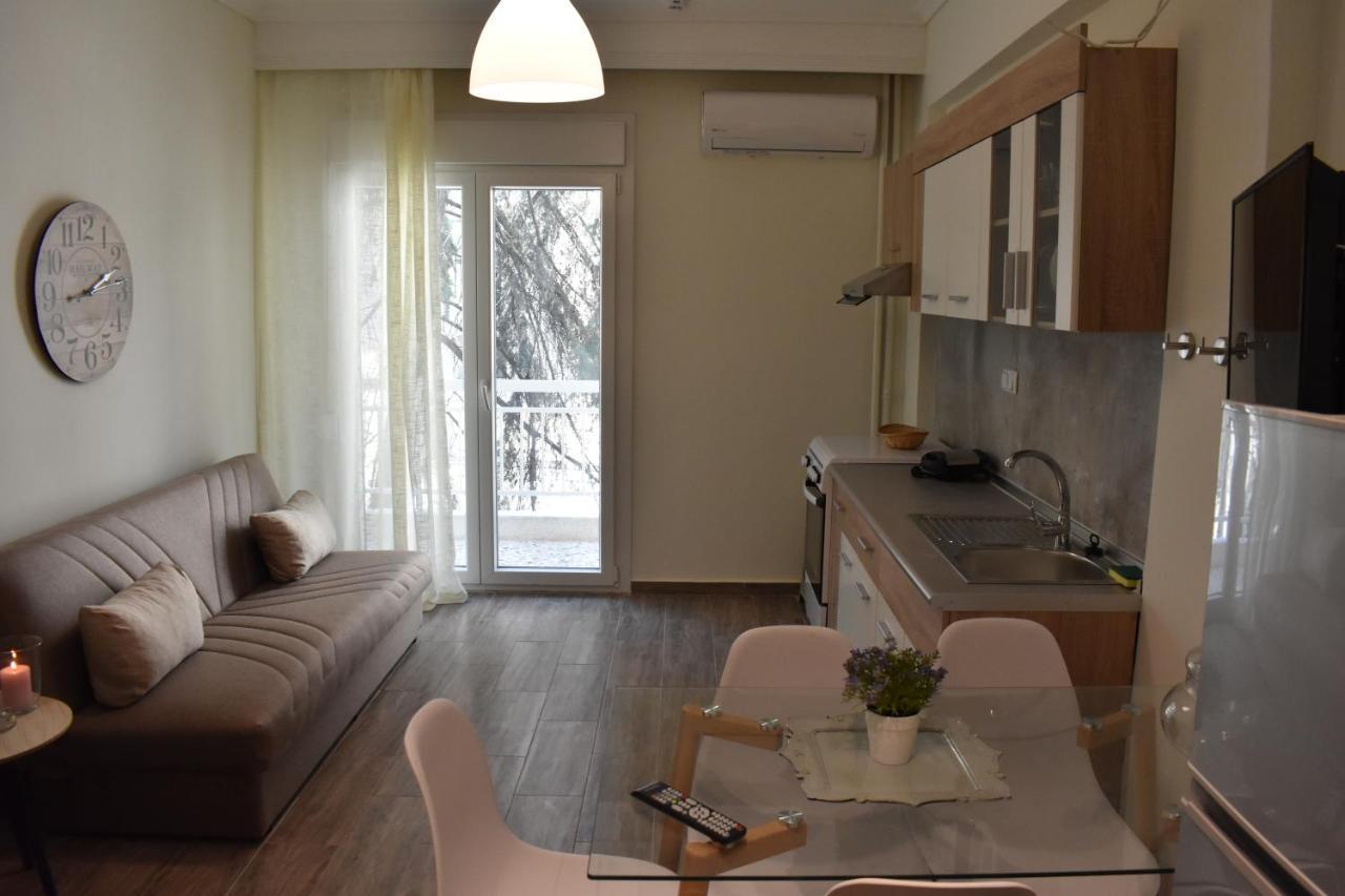 Chrysafenia & Leandros Downtown Apartment Kavála ภายนอก รูปภาพ