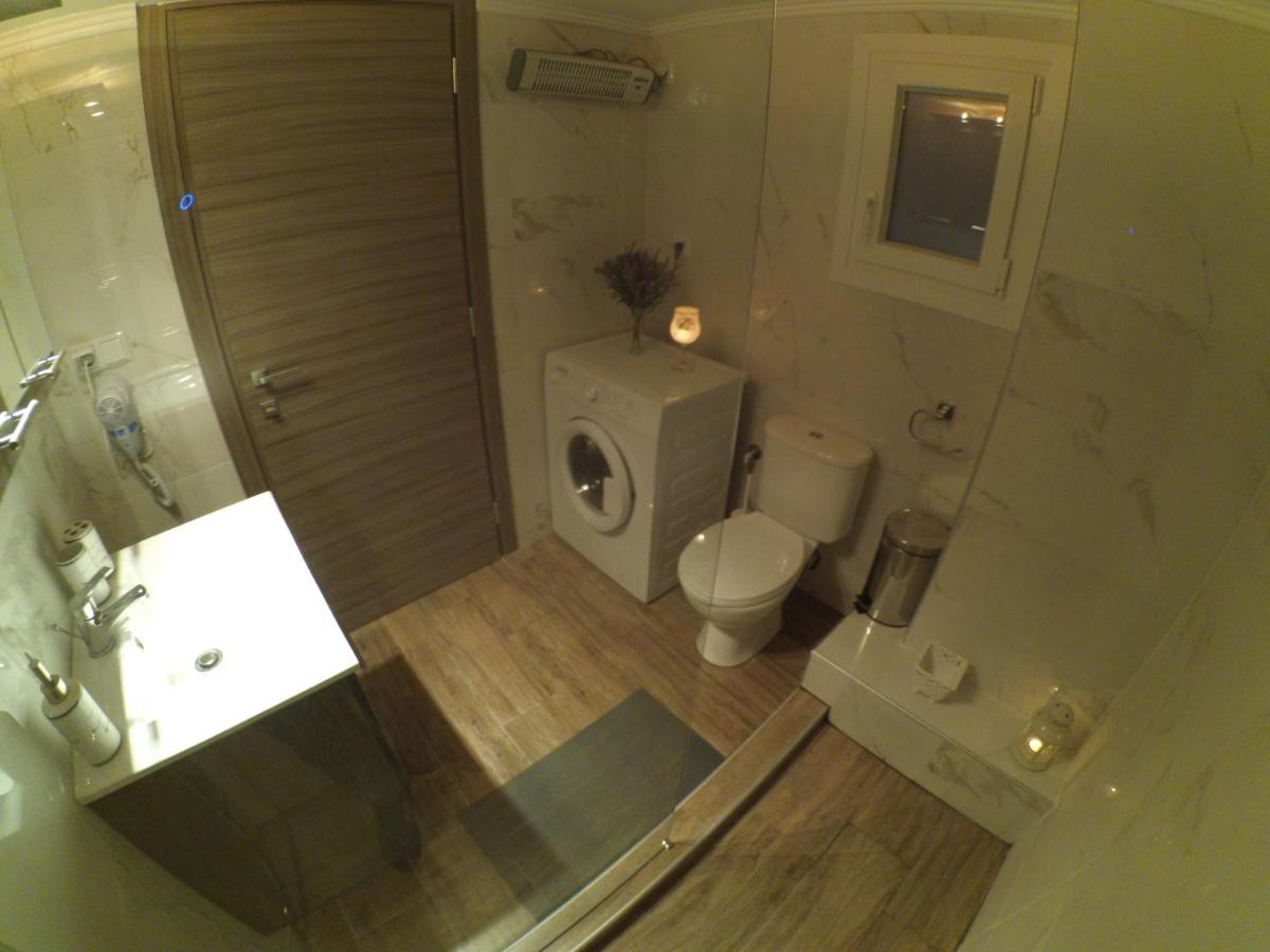 Chrysafenia & Leandros Downtown Apartment Kavála ภายนอก รูปภาพ