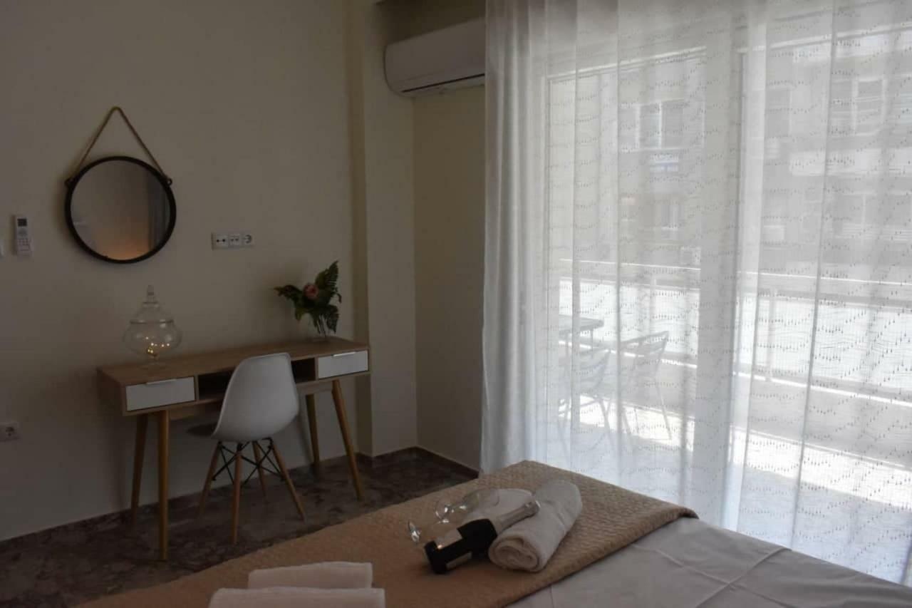Chrysafenia & Leandros Downtown Apartment Kavála ภายนอก รูปภาพ